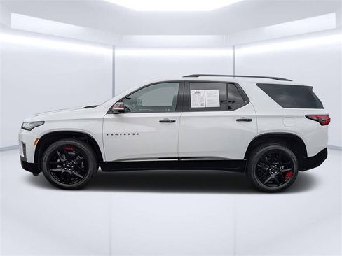 Used 2024 Chevrolet Traverse Premier w/ Redline Edition image 6