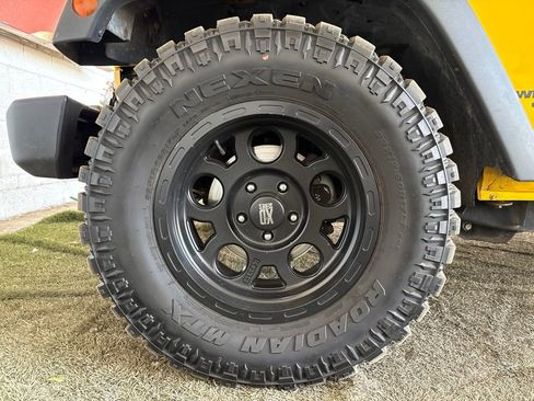 Used 2008 Jeep Wrangler Unlimited X RWD image 17