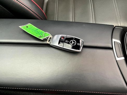 Used 2022 Mercedes-Benz E 53 AMG 4MATIC Sedan image 33