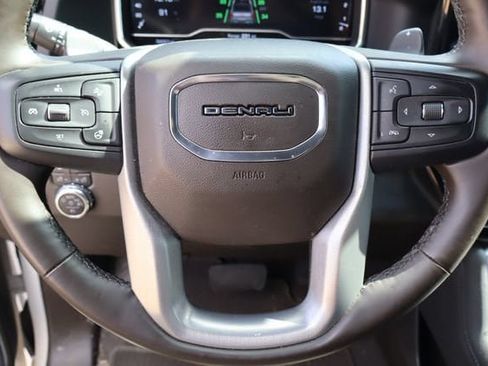 Used 2023 GMC Sierra 1500 Denali AWD/4WD image 10