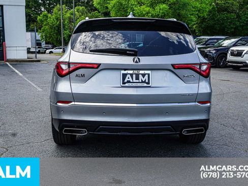 Used 2023 Acura MDX SH-AWD w/ Advance Package image 11