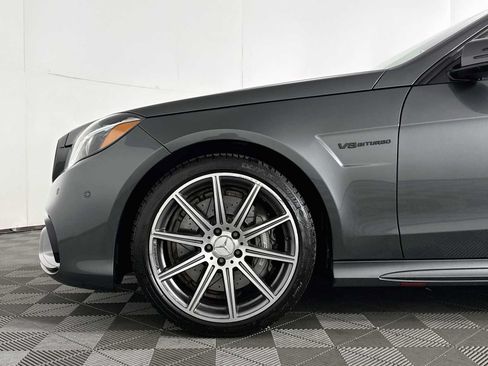 Used 2014 Mercedes-Benz E 63 AMG 4MATIC Sedan image 29