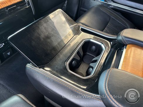 Used 2022 Jeep Grand Wagoneer Series III image 18