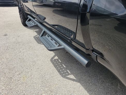 Used 2021 Chevrolet Silverado 1500 Custom Trail Boss AWD/4WD image 13