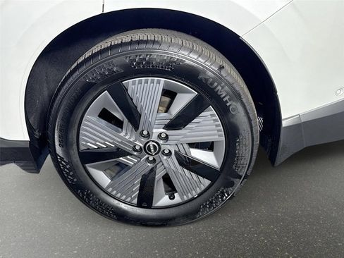 Certified 2025 Nissan Murano SL AWD/4WD image 33