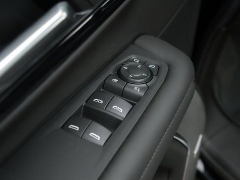 New 2025 Chevrolet Tahoe LT w/ Comfort Package image 28