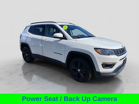 Certified 2018 Jeep Compass Latitude image 8