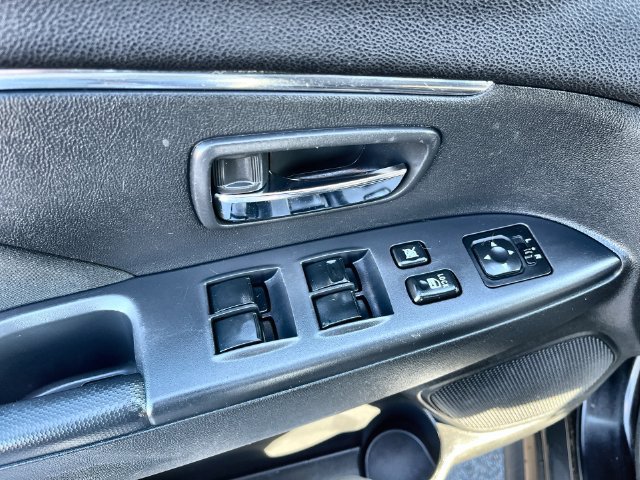 Used 2018 Mitsubishi Outlander Sport LE AWD/4WD image 24