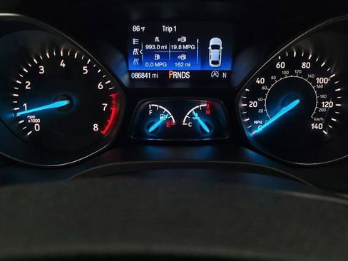 Used 2018 Ford Escape SE w/ SE Sync 3 Package FWD image 23