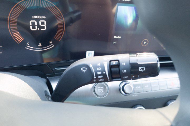 New 2027 Hyundai Kona SE FWD image 27