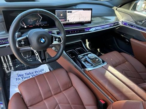 Used 2024 BMW 760i xDrive w/ Executive Package AWD/4WD image 18