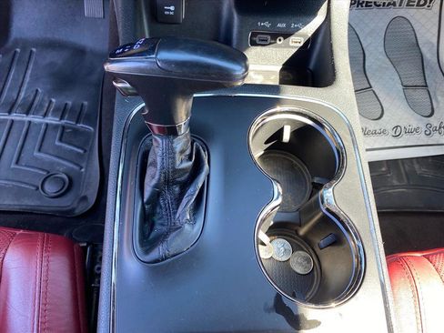 Used 2018 Dodge Durango R/T w/ Blacktop Package AWD/4WD image 12