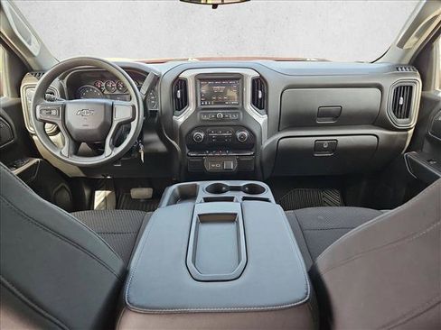 Used 2021 Chevrolet Silverado 1500 Custom Trail Boss AWD/4WD image 16