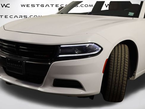 Used 2018 Dodge Charger SXT w/ Blacktop Package image 43