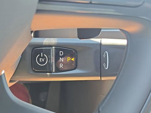 New 2026 Kia EV9 Wind image 24