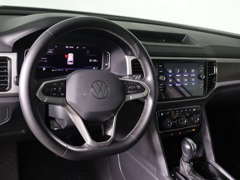 Used 2023 Volkswagen Atlas SE w/ Panoramic Sunroof Package AWD/4WD image 27