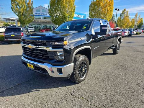 Certified 2024 Chevrolet Silverado 3500 LT image 2