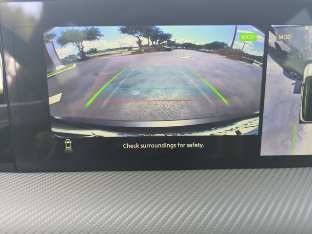 Certified 2025 Nissan Kicks SR FWD image 35