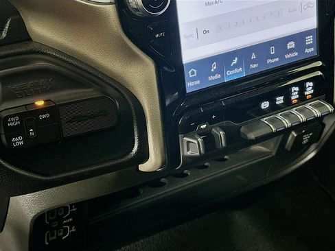 Used 2024 RAM 2500 Laramie w/ Safety Group image 26