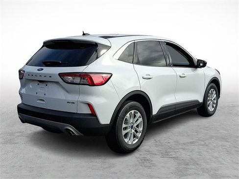 Certified 2022 Ford Escape SE w/ Convenience Package image 6