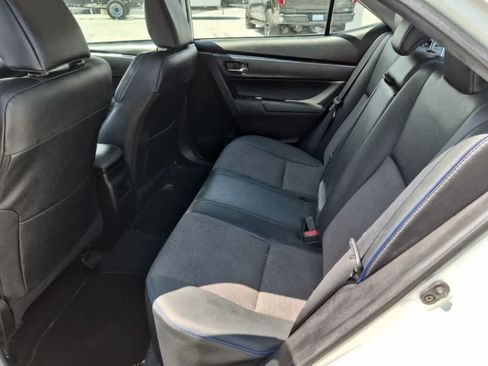 Used 2018 Toyota Corolla SE w/ Carpet Mat Package (TMS) FWD image 13
