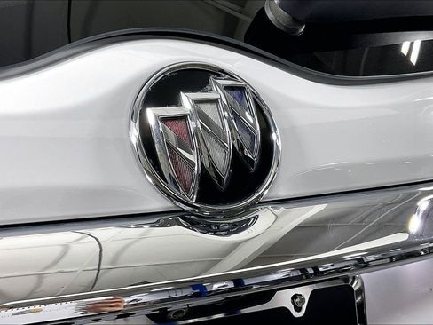 Used 2022 Buick Enclave Premium image 42