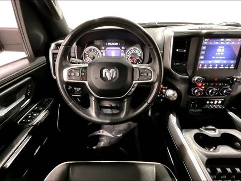 Used 2021 RAM 1500 Laramie AWD/4WD image 9