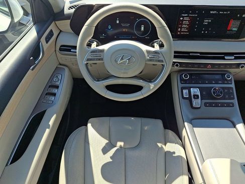 Used 2023 Hyundai Palisade Limited AWD/4WD image 13