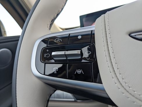 New 2025 Genesis GV80 3.5T Prestige image 21