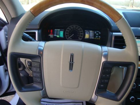 Used 2011 Lincoln MKZ Hybrid w/ 202A Rapid Spec Order Code image 8