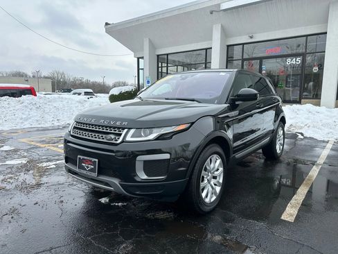 Used 2016 Land Rover Range Rover Evoque SE image 3