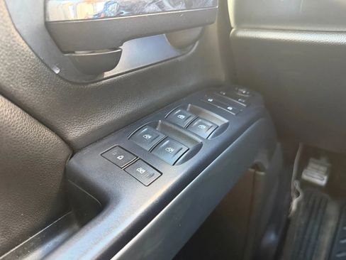 Used 2015 Chevrolet Silverado 1500 LT image 20