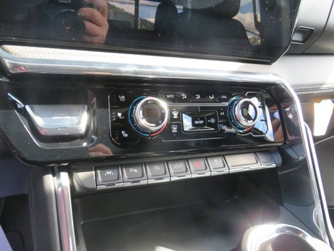 New 2026 GMC Sierra 1500 Denali w/ Denali Reserve Package image 12