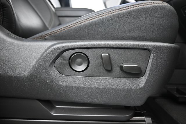 Used 2025 GMC Sierra 2500 AT4 AWD/4WD image 44