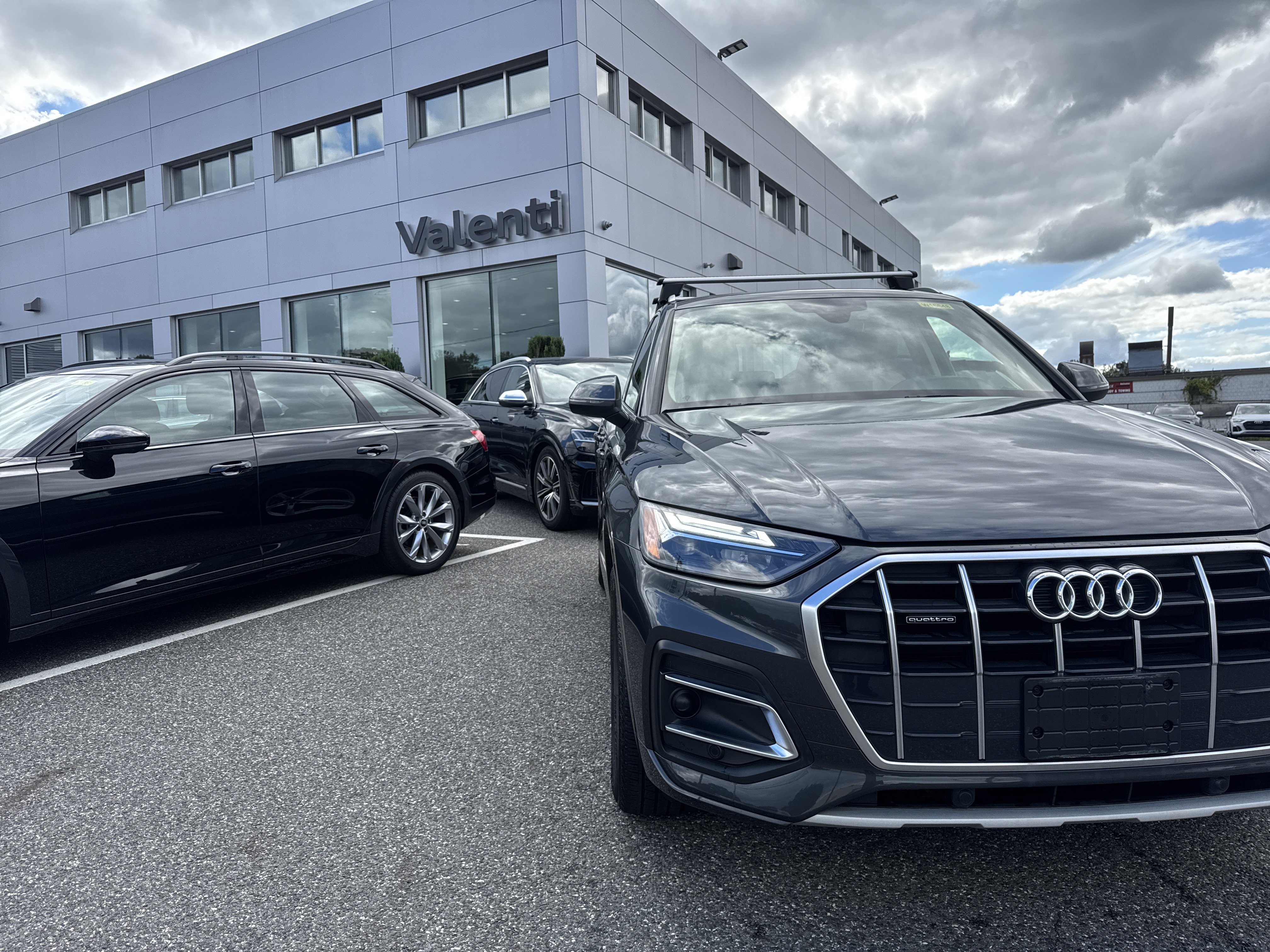 Certified 2023 Audi Q5 Premium AWD/4WD image 1