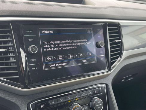 Used 2021 Volkswagen Atlas Cross Sport SEL R-Line image 28