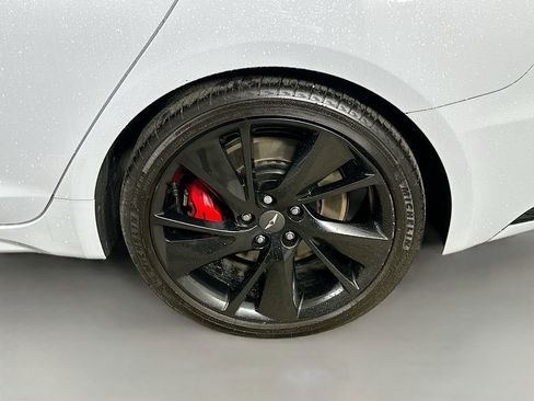 Used 2023 Genesis G70 3.3T w/ Sport Prestige Package image 8
