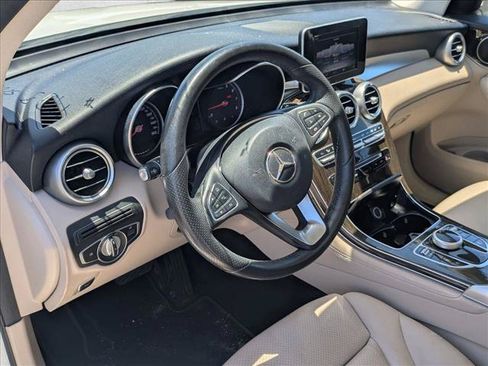 Used 2018 Mercedes-Benz GLC 300 image 7