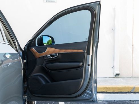 Used 2023 Volvo XC90 B6 Plus w/ Protection Package Premier image 34