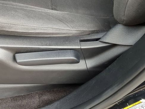 Used 2019 Dodge Durango SXT w/ 3rd Row Seating Group RWD image 16