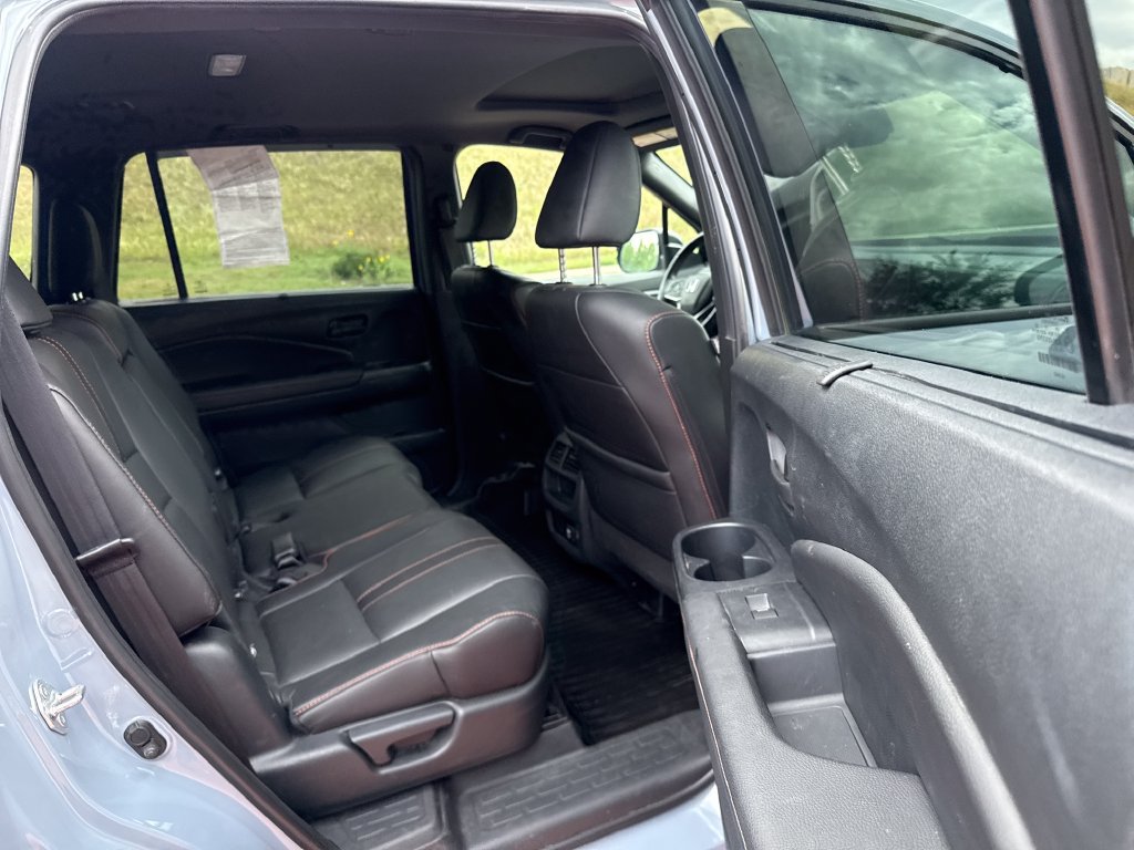 Used 2023 Honda Passport TrailSport image 24