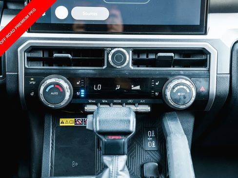 Certified 2025 Toyota 4Runner TRD Off-Road Premium AWD/4WD image 23