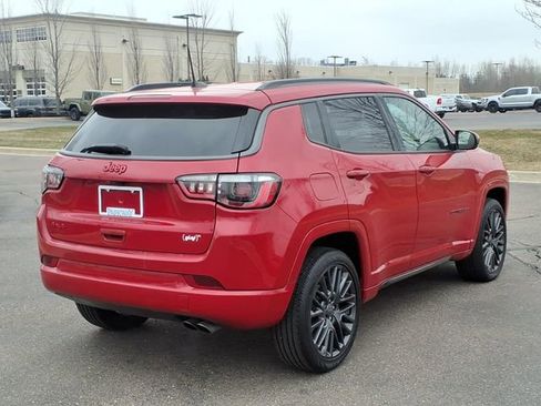 Certified 2022 Jeep Compass Limited AWD/4WD image 4