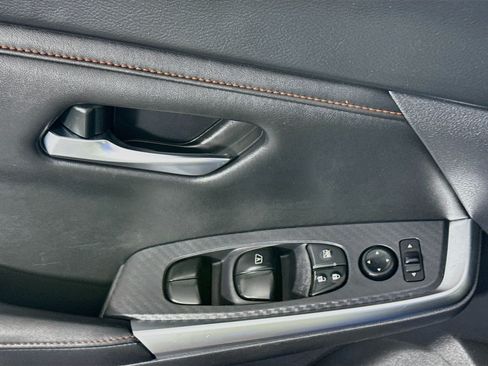 Used 2024 Nissan Sentra SR w/ SR Premium Package FWD image 24