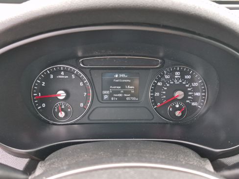Used 2019 Kia Sorento L FWD image 30