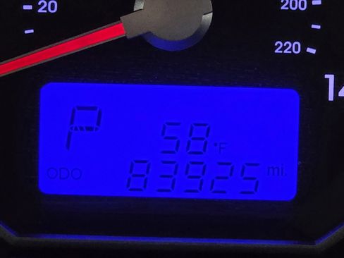 Used 2011 Hyundai Santa Fe GLS image 20