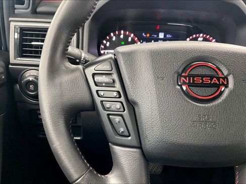 Used 2024 Nissan Titan PRO-4X w/ Pro-4x Convenience Package AWD/4WD image 23