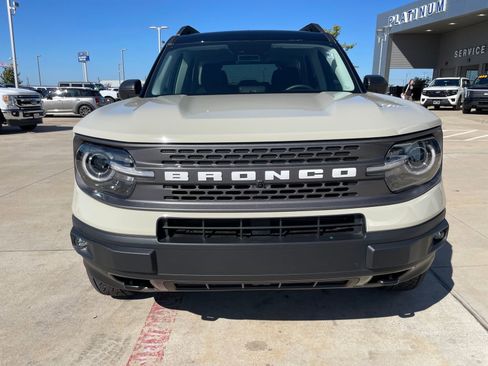 Used 2024 Ford Bronco Sport Badlands image 8