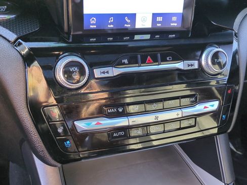 Used 2022 Ford Explorer ST w/ Equipment Group 401A image 24