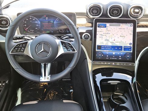 Certified 2026 Mercedes-Benz GLC 350e 4MATIC image 17